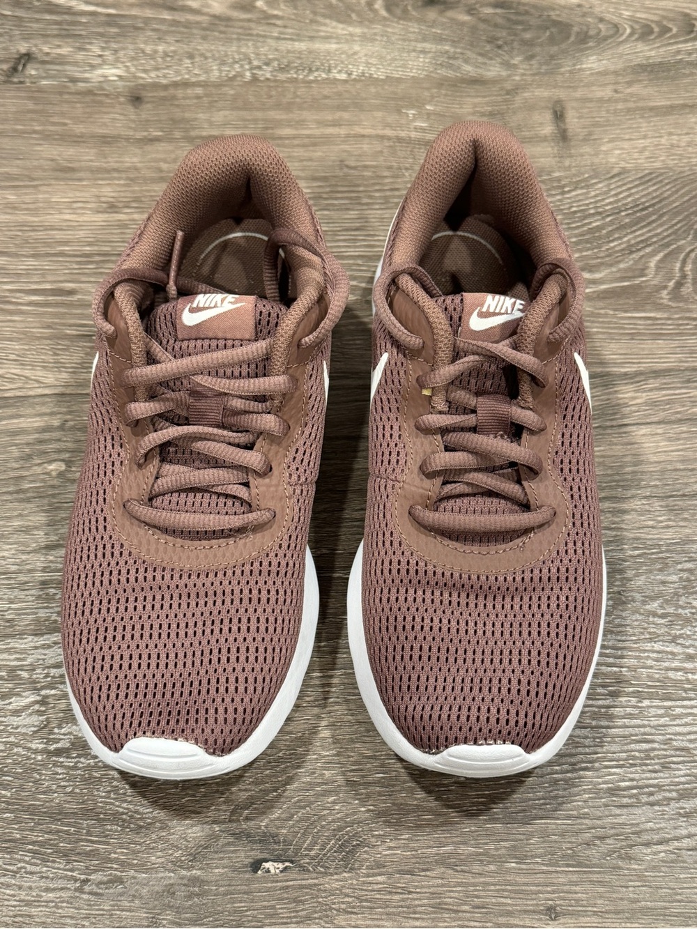 Nike Women’s Running Sneakers - Mauve/Rose Size 6 - Picture 8 of 9